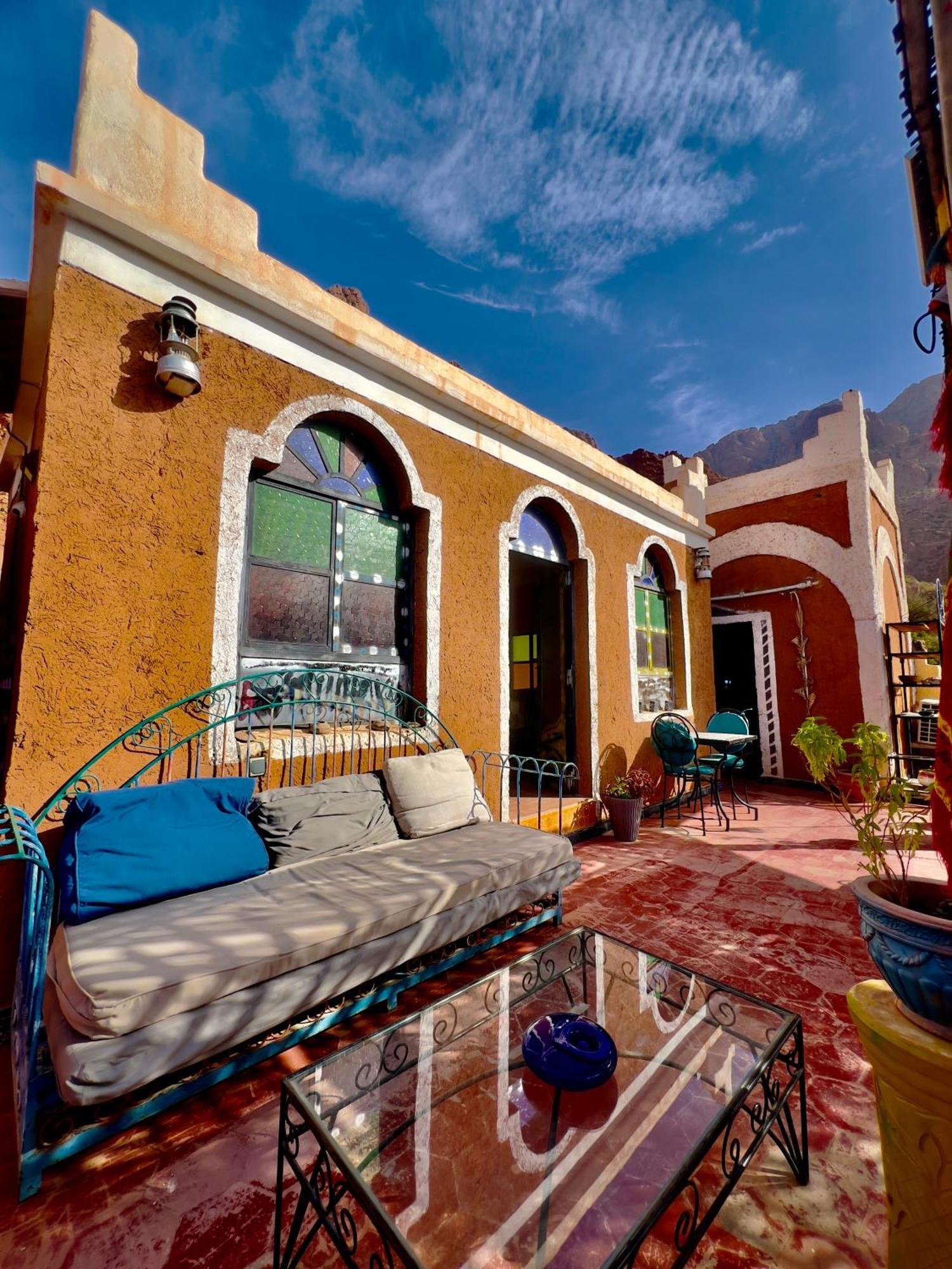 La Maison Traditionnelle Hotel Et Guesthouse 泰夫劳特 外观 照片