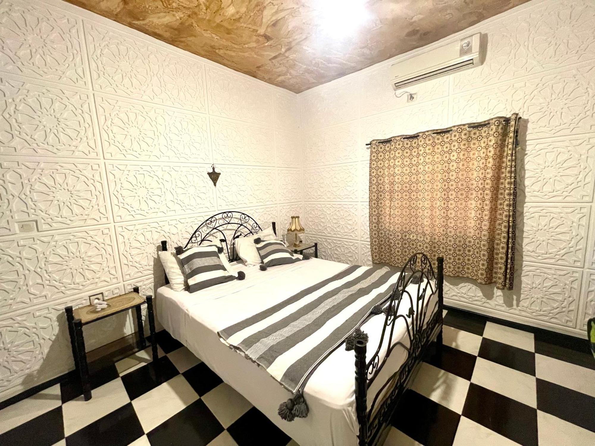La Maison Traditionnelle Hotel Et Guesthouse 泰夫劳特 外观 照片